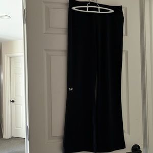 Under armor loose fit stretch pants